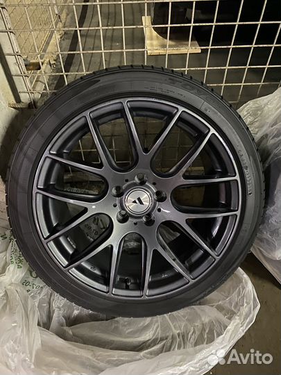Колеса летние 225/45 R18 Toyo Tranpath, диски 3SDM