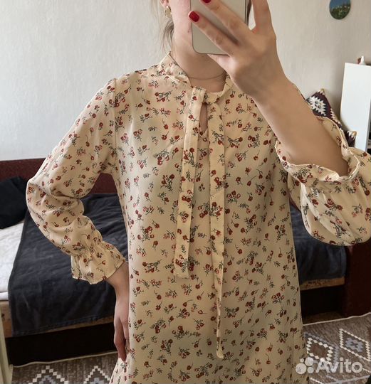 Платье с цветочным принтом миди