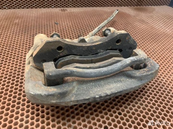 Суппорт передний левый УАЗ Патриот 23632 пикап