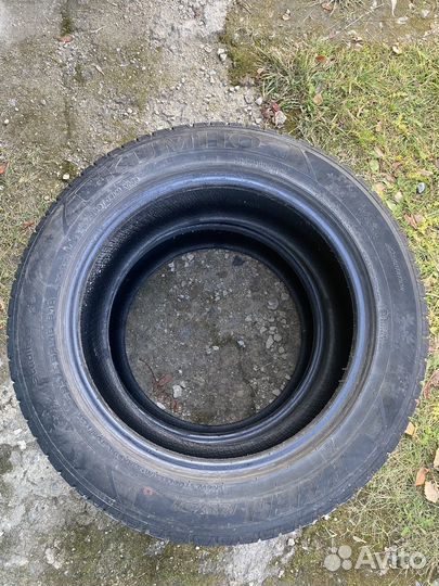 Kumho I'Zen KW31 205/55 R16