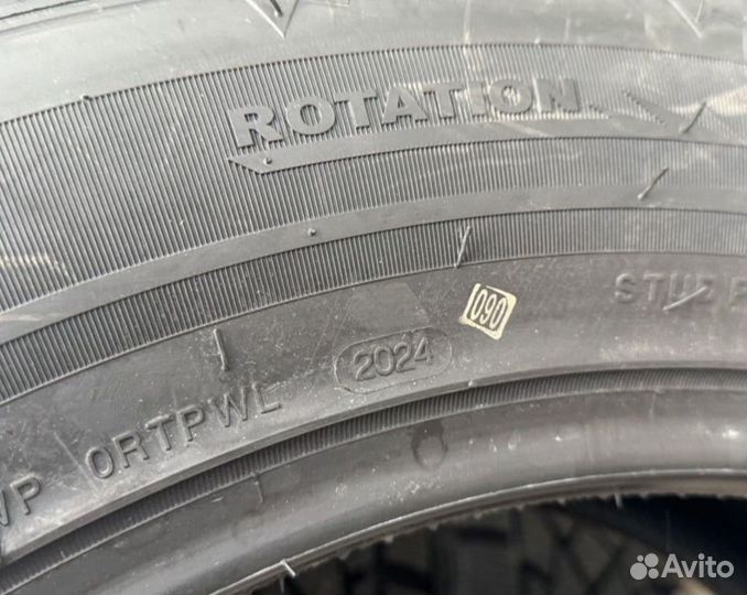 Predator New Mutant Arctic PNMICE 19 35/12.5 R22 117R