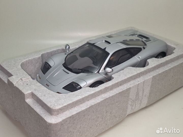 McLaren F1 Magnesium Silver (Autoart 1:18)