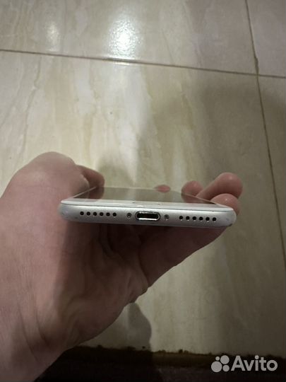 iPhone 7, 128 ГБ