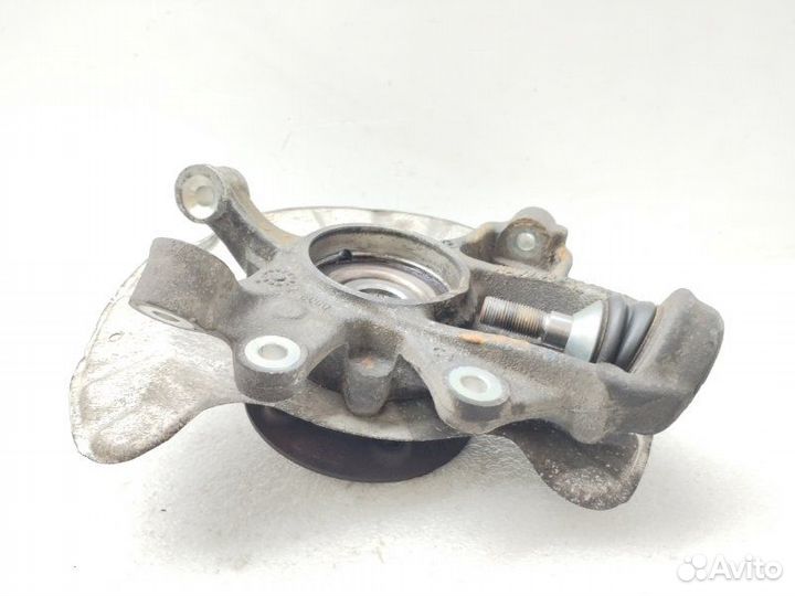 Кулак поворотный задний правый Mercedes-Benz