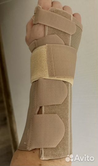 Ортез на лучезястный сустав правый orliman M