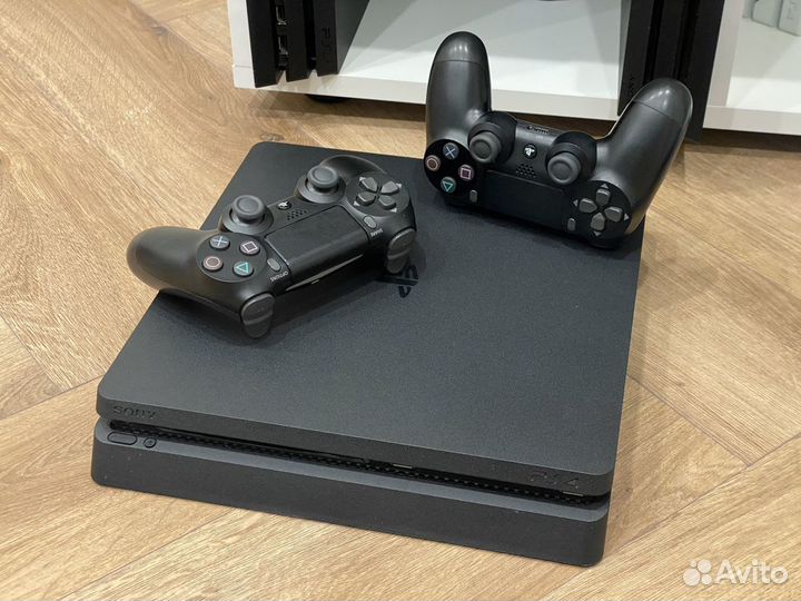 Sony PS4 Slim 1TB Как новая