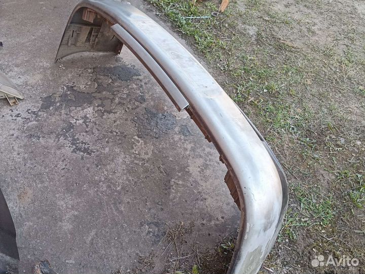 Бампер ваз 2110