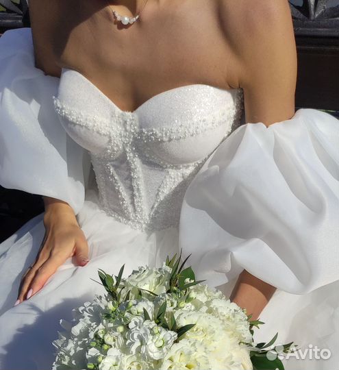 Свадебное платье белое 42 44