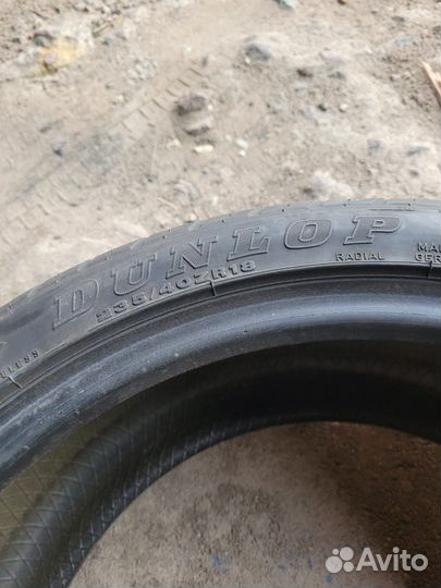 Dunlop SP Sport 8000 235/40 R18