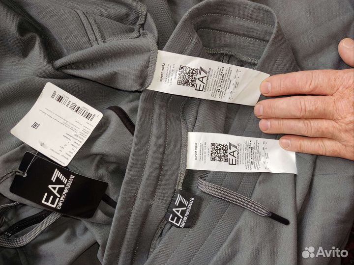 Emporio Armani спортивный костюм ориг 48