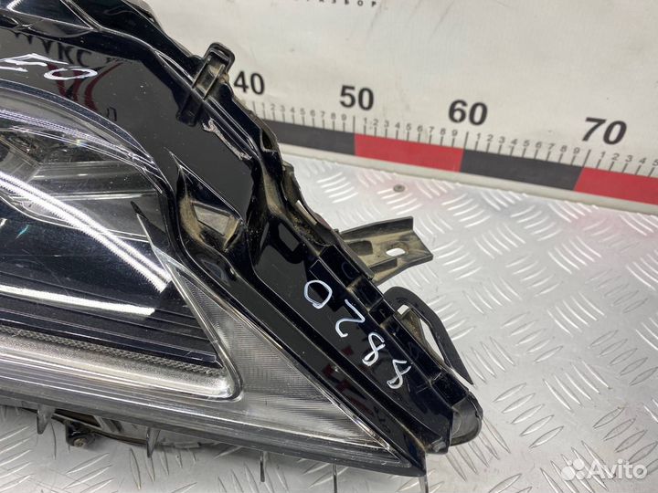 Фара правая Lexus RX200t/RX300/RX350/RX350L/RX450h/RX450hL