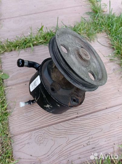 Насос гур dodge caravan 2.4