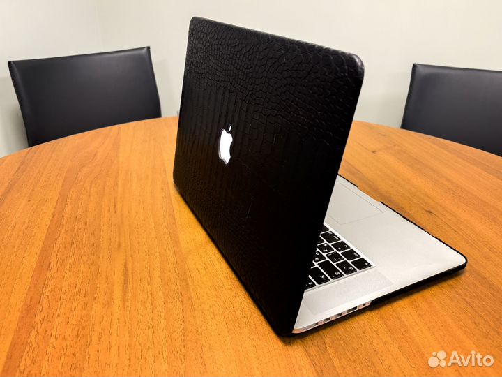 Macbook Pro 15 Retina 1TB