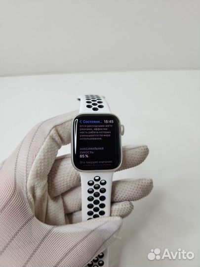 Apple watch se 40mm оригинал,красивые