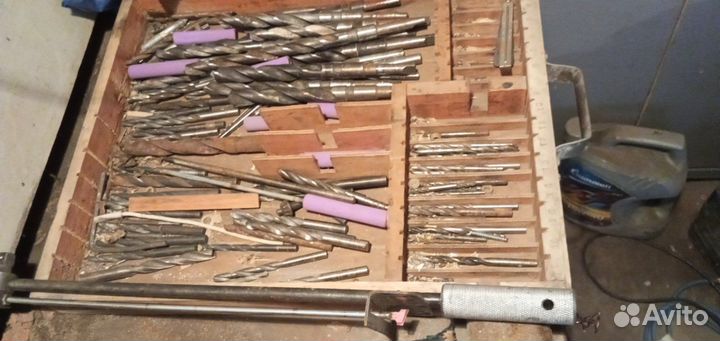 Циркулярная пила + стол +Инструмент СССР