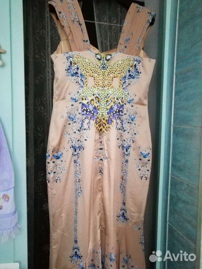 Вечернее платье, и туфли