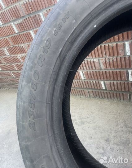 Pirelli P Zero 235/50 R19 99