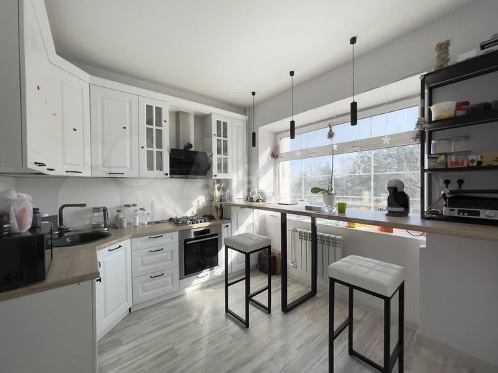 3-к. квартира, 81,7 м², 2/5 эт.