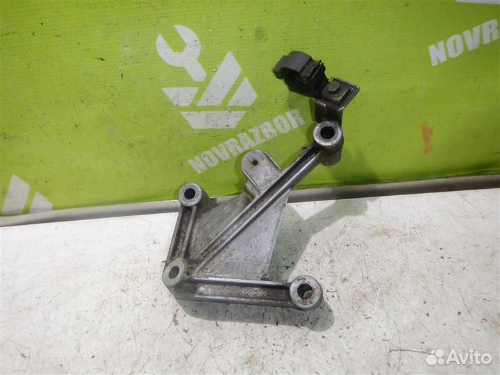 Кронштейн кпп Рено Кенгу Кангу