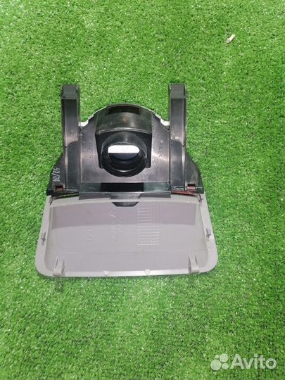 Фонарь задний (стоп сигнал) Nissan Primera