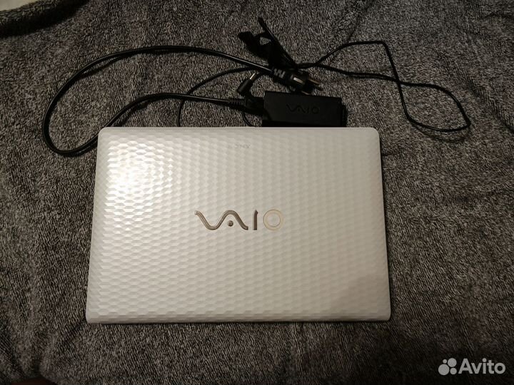 Ноутбук Sony vaio PCG-71C12V Б/У