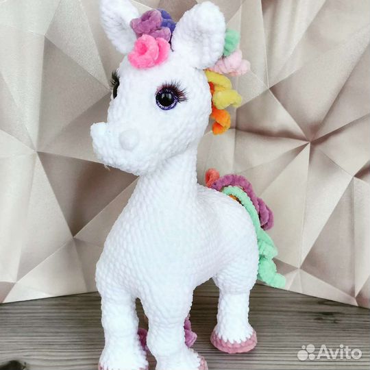 Лошадка радужная