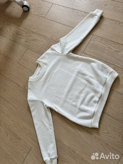 Толстовки (3 шт) плюс шорты