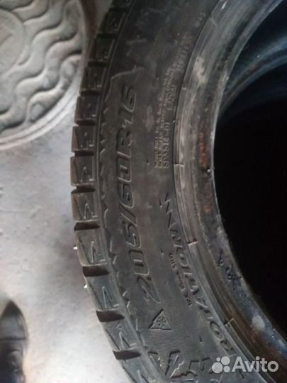 GT Radial Champiro IcePro SUV 205/60 R16