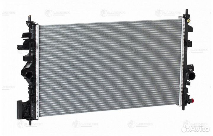 Радиатор Opel Insignia 1.6T/1.8i MT