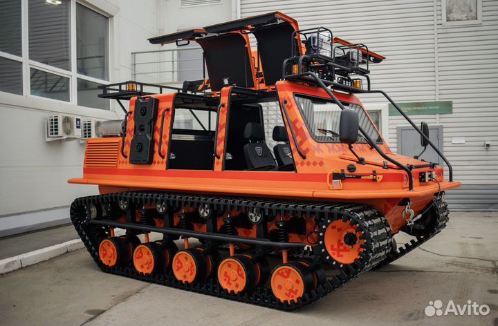 Гусеничный вездеход Пластун 