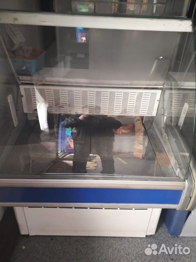 Холодильная витрина