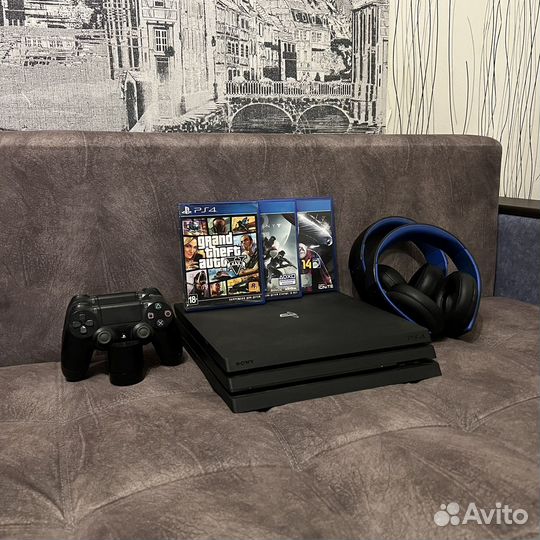 Sony PS4 Pro 1tb 2108B