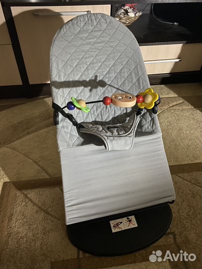 Шезлонг для новорожденных