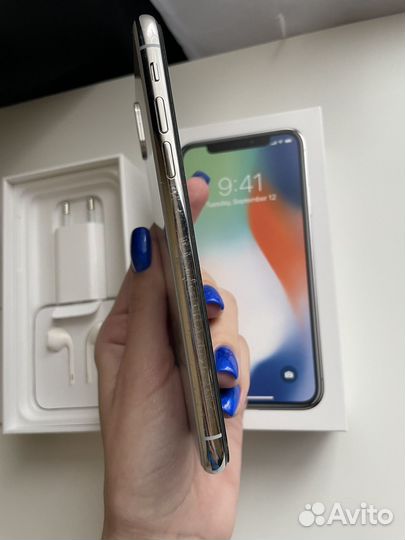 iPhone X, 64 ГБ