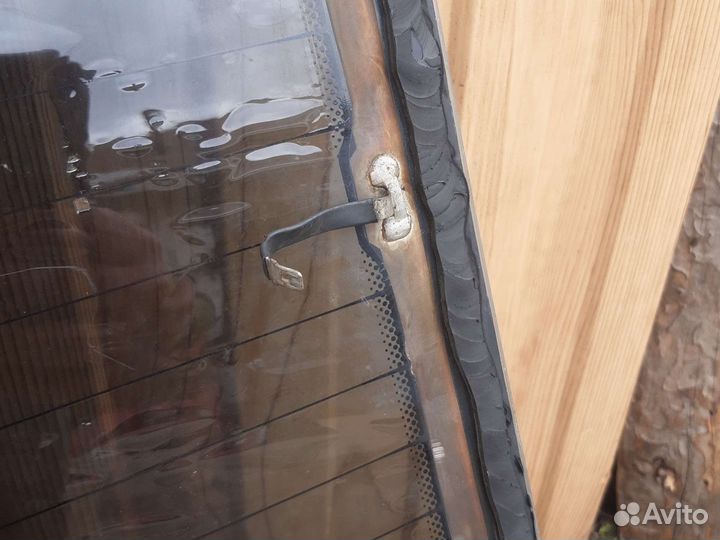 Заднее стекло renault logan