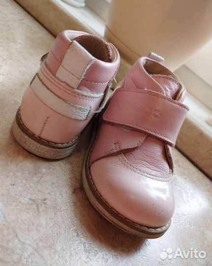 Сапожки для девочки