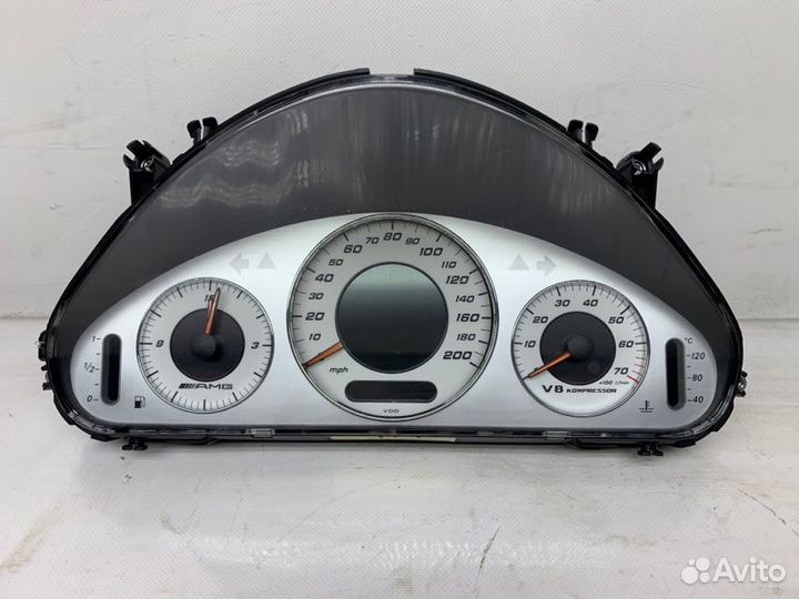 Щиток приборов Mercedes-Benz E W211 5.5 2005