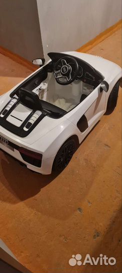 Детский электромобиль