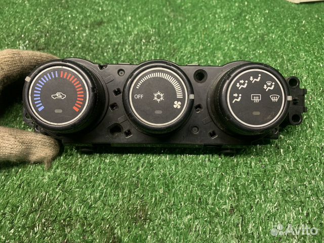 Блок управления климат-контролем Mitsubishi Lancer