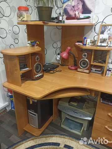 Компьютерный стол
