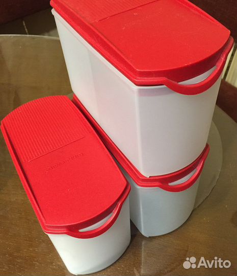Контейнеры Tupperware