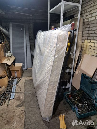 Матрас 160х200 бу