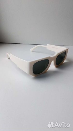 Очки солнцезащитные Kuboraum