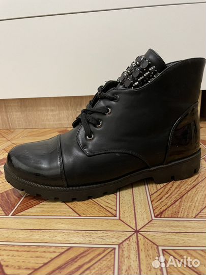 Осенние ботинки