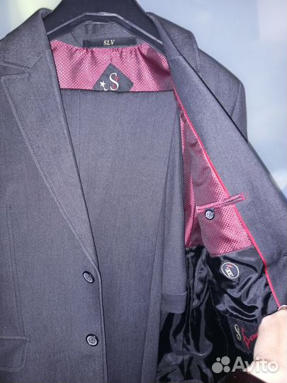 Костюм новый