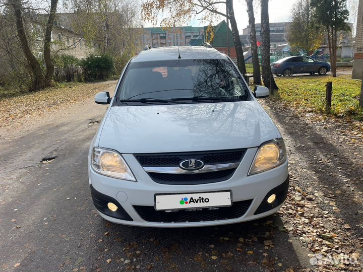 LADA Largus 1.6 МТ, 2013, 111 256 км
