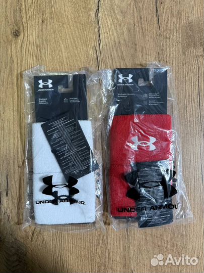 Напульсники Under Armour