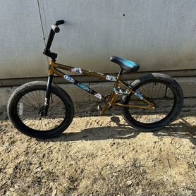 Велосипед bmx(mongoose legion L40)