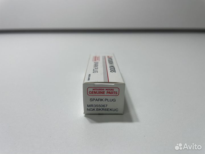 Новые свечи зажигания Mitsubishi NGK