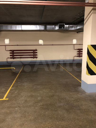 Машиноместо, 16 м²